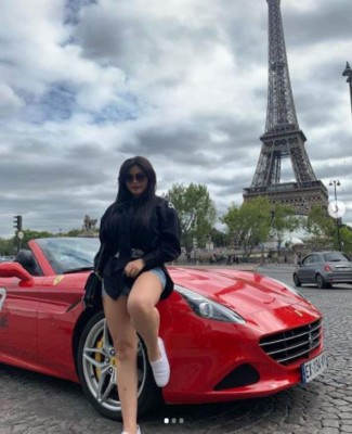 Rinoplastias, aumento de busto y glúteos: las múltiples cirugías de 'Gomita'