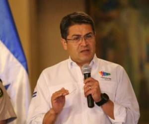 El presidente Juan Orlando Hernández brindó una conferencia de prensa para valorar la operación de traslado de reos a la cárcel de 'El Pozo' en Ilama, Santa Bárbara, foto: Casa Presidencial.