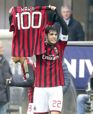 VIDEO: Kaká celebra su gol 100 con el Milan