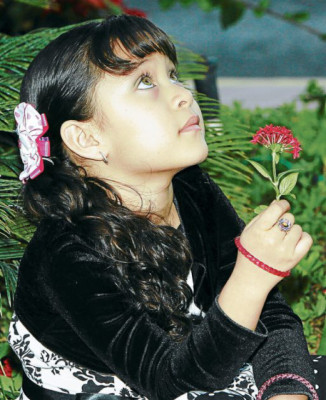 Peinados encantadores y glamurosos para niñas