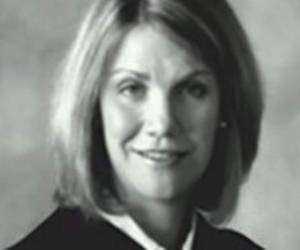 La jueza de Distrito Julie Kocurek fue herida en un barrio exclusivo de Austin. (Foto: 390 Corte de Distrito).