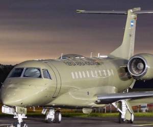 El Gobierno convocó una subasta pública internacional para vender el avión presidencial Embraer Legacy 600, cuya puja se realizará el 10 de julio en la Base Aérea Hernán Acosta Mejía, en Tegucigalpa.