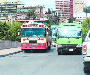 Tres proyectos son analizados detenidamente por los técnicos de Casa Presidencial antes de enviar un documento al Congreso Nacional.