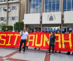 La UNAH interpuso un recurso de amparo ante la Corte Suprema de Justicia (CSJ) por la falta de más de L1,300 millones en transferencias de Finanzas.