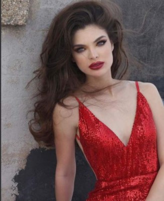 Mirada cautivadora y belleza sin igual: Así es Nadia Ferreira, quien se coronaría Miss Universo