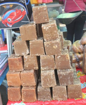 La dulzura de la Navidad se cocina en los mercados y antiguas reposterías