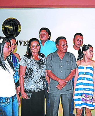 Otilio Mejía, el periodista que les ajusta las tuercas a los sureños