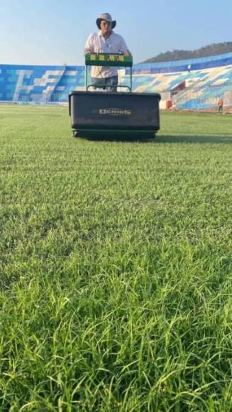 ¿Ya lo vieron?: Así luce el Estadio Nacional tras el segundo corte de su engramillado