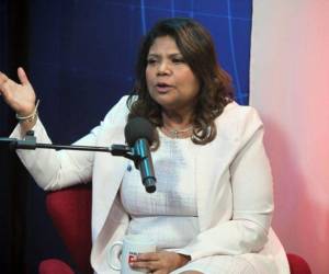 Karla Romero afirmó que la recusación contra Cossette López resulta jurídicamente inviable.