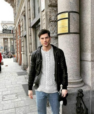 FOTOS: Luca Marchesi, el modelo italiano que lleva meses de entrenamiento de mandíbula