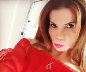 La famosa psíquica cubana Mhoni Vidente canceló su boda a través de sus redes sociales.