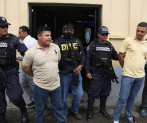 Luis Alonso Vásquez Carrillo, clase I de la Policía fue capturado junto al mécanico Isaías Cruz Moreno.