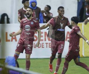 Imágenes del desarrollo del partido.