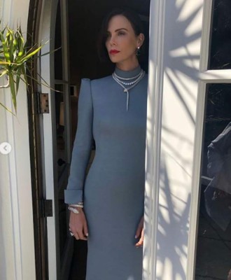 Charlize Theron confirma que su hijo adoptado es transgénero