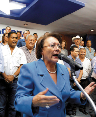 No deben fabricarse candidatos por imposición de un poder del Estado, afirma Miguel Pastor