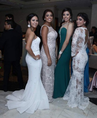 Una noche explosiva de emociones estudiantiles