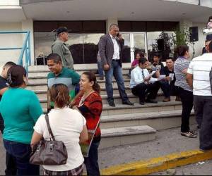 Un grupo de exempleados de la Enee acudirán ante la OIT porque aún no les pagan sus prestaciones.