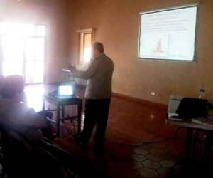 La capacitación fue organizada por personal de la RMS y dirigida a todos los directores de los centros de salud situados en la capital.