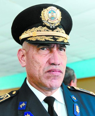 Acusarán por lavado a veinte exoficiales de la Policía Nacional