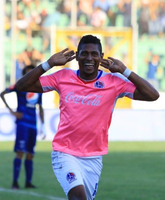 Honduras: Olimpia tiene potente ataque y flaca defensa