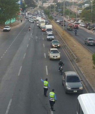 Honduras: Moradores del Hato de Enmedio protestan en el anillo periférico