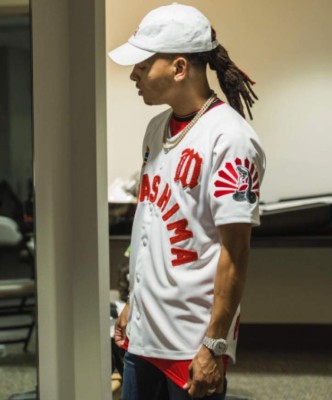 ¿Quién es Ozuna, el reguetonero que enfureció a los hondureños tras golpear a un guardia?