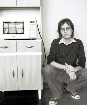 'Sufren a ciegas los hombres, heridos en luz”