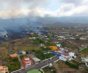 Un mapa actualizado 'sitúa la extensión de la lava en 154 ha y el número de edificaciones destruidos en 320', explicó Copernicus en un comunicado publicado en las redes sociales, en contraste con las 185 edificaciones y 103 hectáreas de su informe anterior.