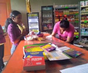 Los denominados “Paquestudies” contienen los materiales básicos para los estudiantes y alumnos en cada nivel educativo.