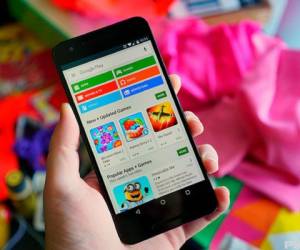 PlayStore es la tienda de aplicaciones de Google, en la que se encuentran películas, juegos, apps, libros, y mucho más. (Foto: AFP)