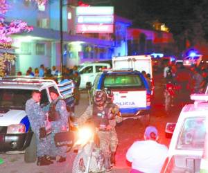 Varias líneas de investigación son analizadas por los cuerpos de inteligencia en relación con los cuatro crímenes.