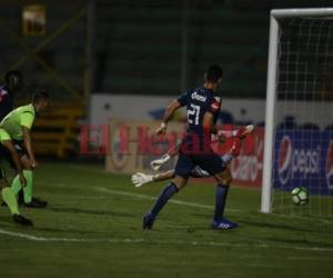 Así ingresó el balón para el segundo gol de Motagua sobre Real de Minas. (Foto: Johny Magallanes / EL HERALDO)