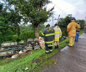 El pesado automotor quedó totalmente destruido tras impactar el incidente. Foto: Cortesía.