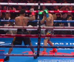 Teófimo López perdió sus títulos del peso superligero ante Shakur Stevenson.