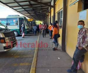 El movimiento de pasajeros está en un 80 por ciento en la terminal de buses de Comayagua.