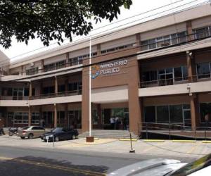 A Ninrod Eliel Sierra Orellana, se le considera el lugarteniente y hombre de confianza de los hermanos Javier y Leonel Rivera Maradiaga, más conocidos como 'Los Cachiros'.