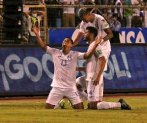Moya celebrando el gol con el que tenía ganando a Honduras. 