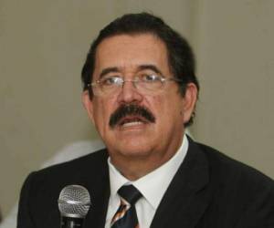 Mientras que el secretario de la Presidencia, Ebal Díaz, acusó en un foro televisivo a “Mel” Zelaya de estar jugando a política con el tema del narcotráfico.