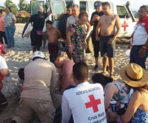 Pese a que los cuerpos de socorro le brindaron asistencia en el lugar el joven no sobrevivió.