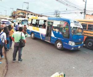 Entre las disposiciones de la nueva ley de Transporte de Honduras está el control de los buses interurbano. (Fotos: Johny Magallanes)
