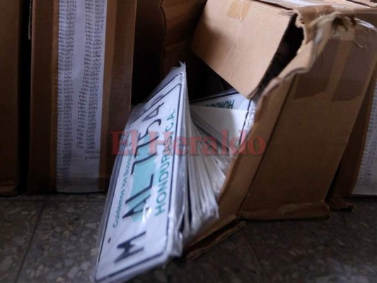 Las nuevas placas contarán con un código QR, el cual tendrá información de las características del vehículo.