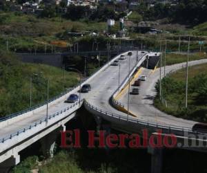 La vía rápida sobre el río Choluteca es una de las obras que más han aplaudido varios sectores de la capital. Foto: El Heraldo