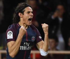 'Desde su traspaso al PSG cambió. Cuando empezó a ganar todo ese dinero ya no era el hombre de antes', dijo el exempleado de Cavani. (AFP)