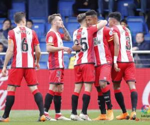 Anthony Lozano celebra su gol junto a sus compañeros en el Estadio La Cerámica de Villarreal (FOTO: LIGA DE ESPAñA)