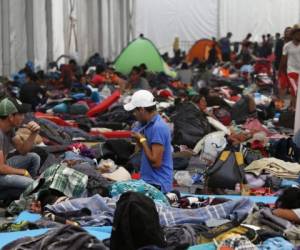 Que las caravanas estén al centro del polarizado debate político estadounidense, ha sido un cálculo de Trump, estiman expertos. Foto: AP