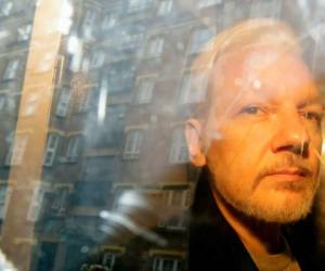 El fundador de WikiLeaks y sus abogados temen que si es enviado a Estados Unidos pueda ser condenado a cadena perpetua o quizá a la pena de muerte. Foto: Agencia AP.