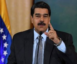 Nicolás Maduro afirmó que las sanciones son absurdas y que no generan credibilidad. Foto: AFP.