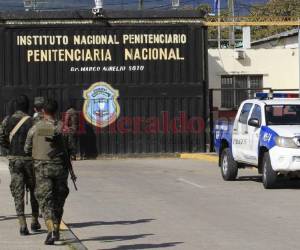Investigan si los seis reclusos se habrían escapado del penal con el apoyo de funcionarios penitenciarios.