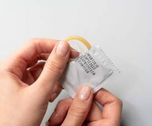 El condón tiene un 85% de efectividad para prevenir el embarazo y enfermedades, siempre y cuando se utilicen de forma correcta.