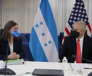 Emily Mendrala, subsecretaria de Estado Adjunta mantuvo una reunión con autoridades del gobierno de Honduras para establecer la agenda bilateral entre ambos países.